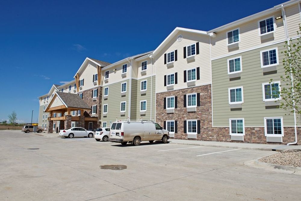 Suburban Studios Watford City Екстер'єр фото