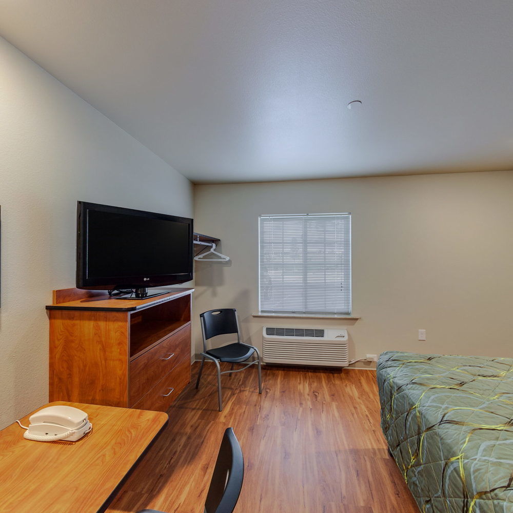 Suburban Studios Watford City Екстер'єр фото